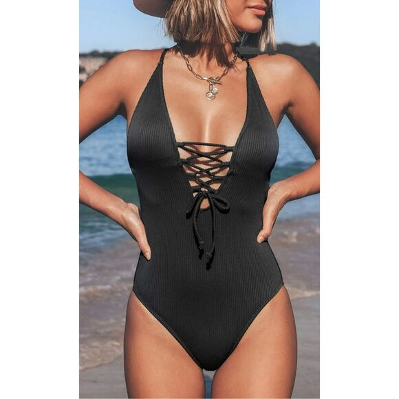 Cupshe Other - Cupshe Black Ribbed Plunge One Piece Swimsuit Size XS